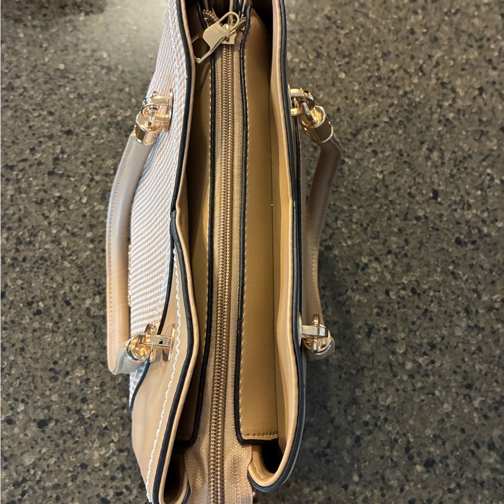 Chic Beige and Tan Satchel Bag - Picture 4 of 6